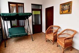 Гостевой дом Mimino Телави Двухместный номер с 2 отдельными кроватями и ванной комнатой-47